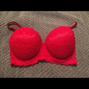 Brand new Fredericks of Hollywood red lace bra